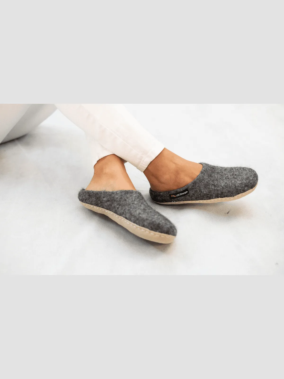 Grey Sherpa Slippers | 909 SS-1