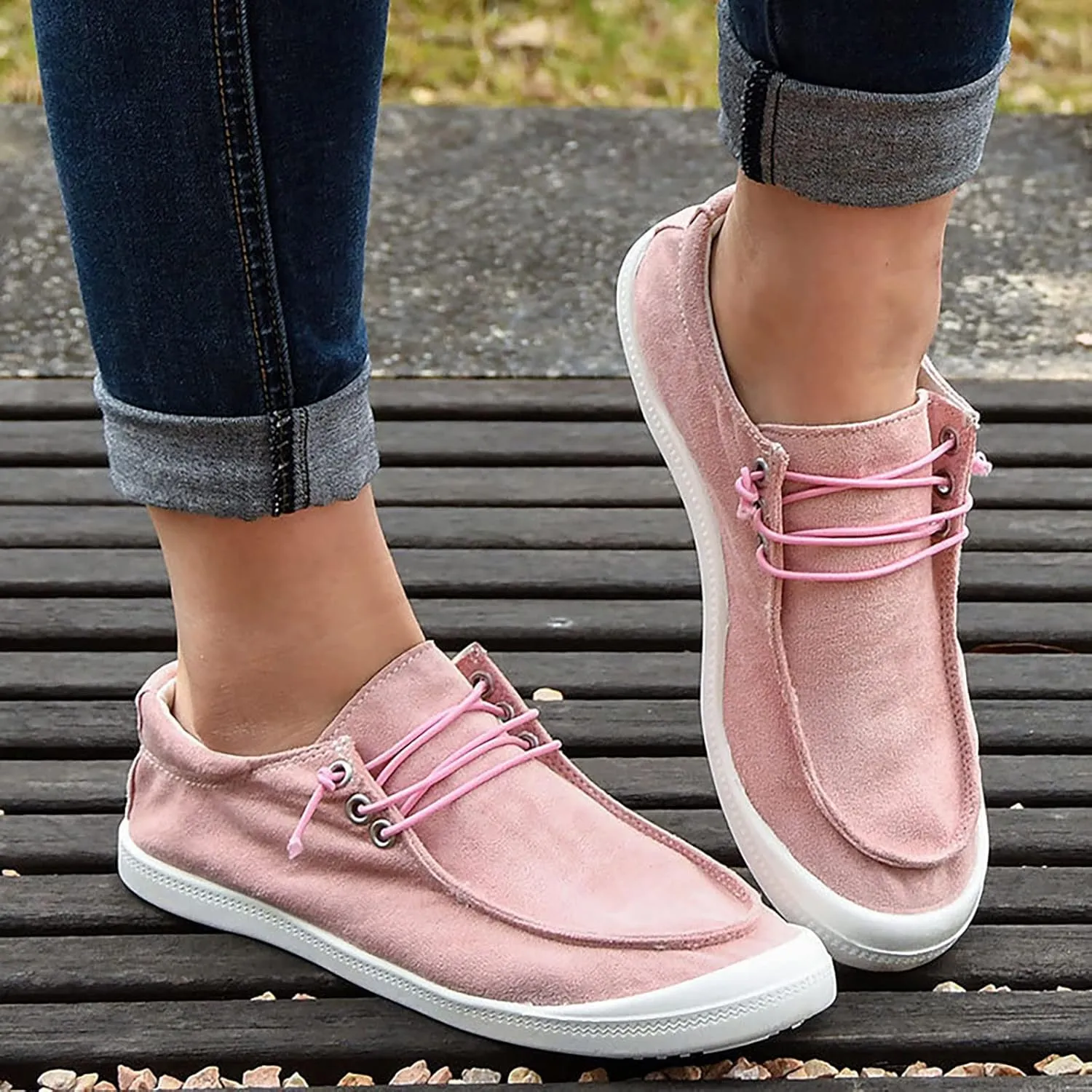 Gumipy Women's Fashion Sneakers, Christmas Print Canvas Shoes Flat Round Toe Non-Slip Flat Shoes Slip On Loafers Shoes