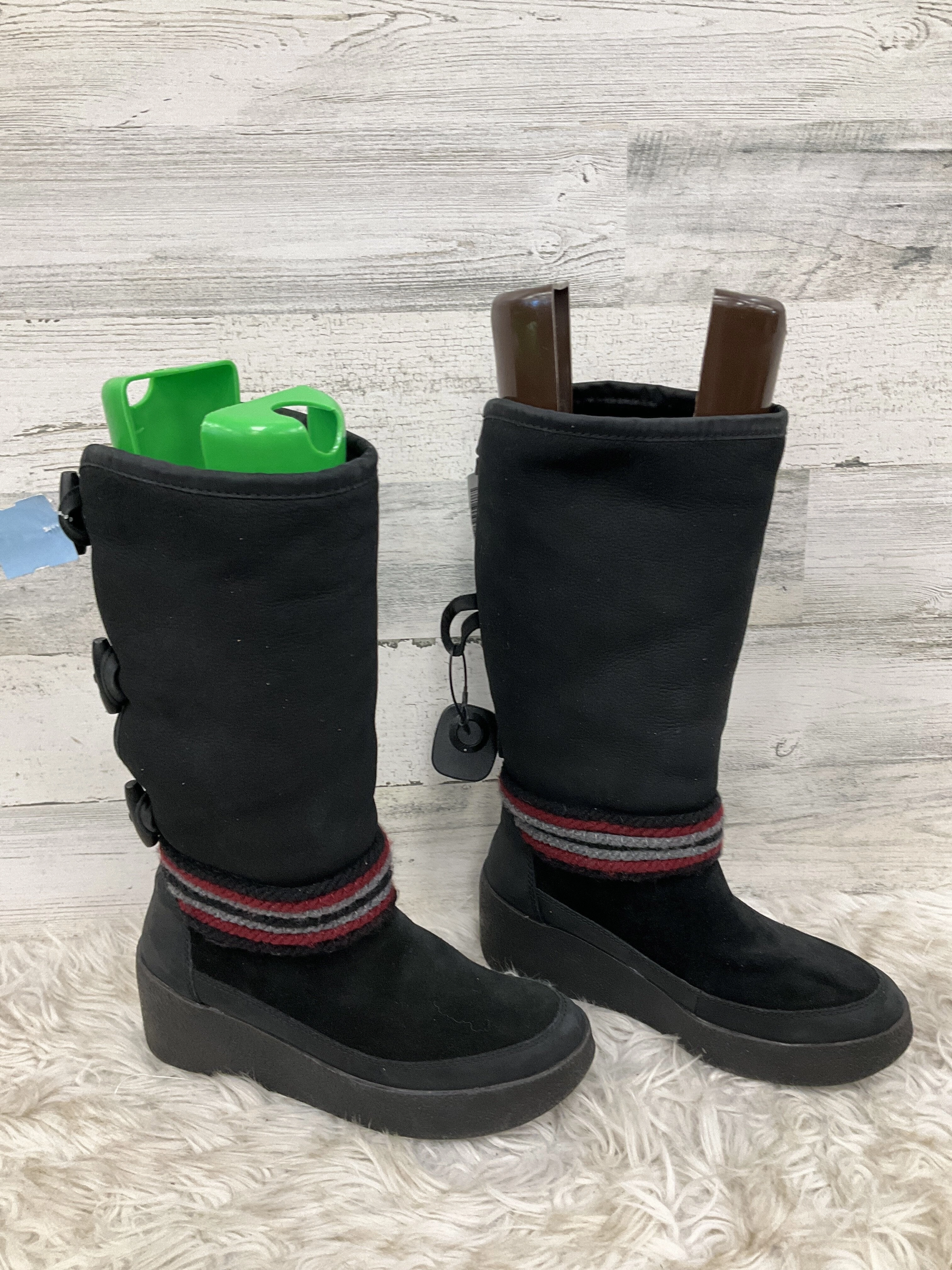 Boots Knee Flats By Clothes Mentor  Size: 8 Outdoor Chore