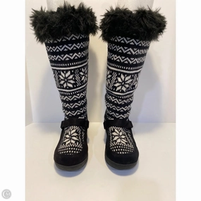 Boots Knee Heels By Clothes Mentor In Black & White, Size: 9 Protective Cushioning Wrinkle Resistant