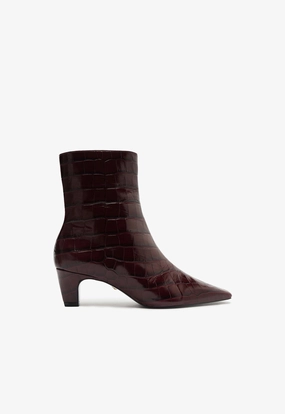 Dellia Bootie Feather Light Cold Weather