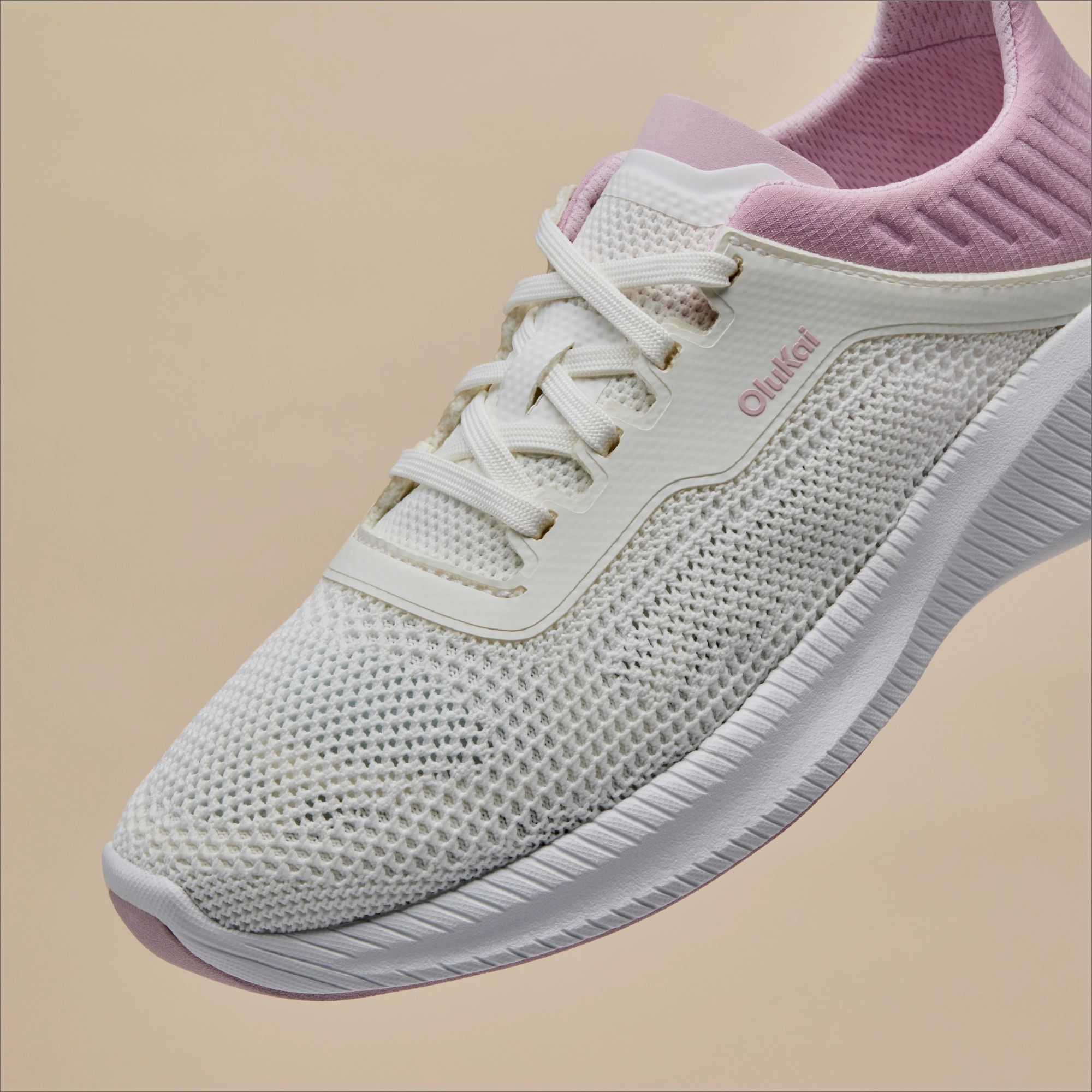 Island Hopper - Bright White / Cotton Candy Love Glow Bounce Edge