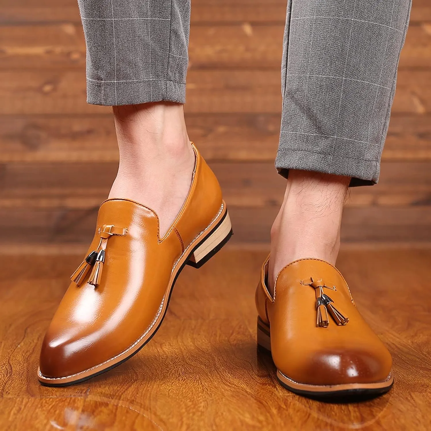 Leather Slip on Work Shoes for Men Fashion Style Men's Breathable Tassel Mens Slip on Casual Shoes Leather