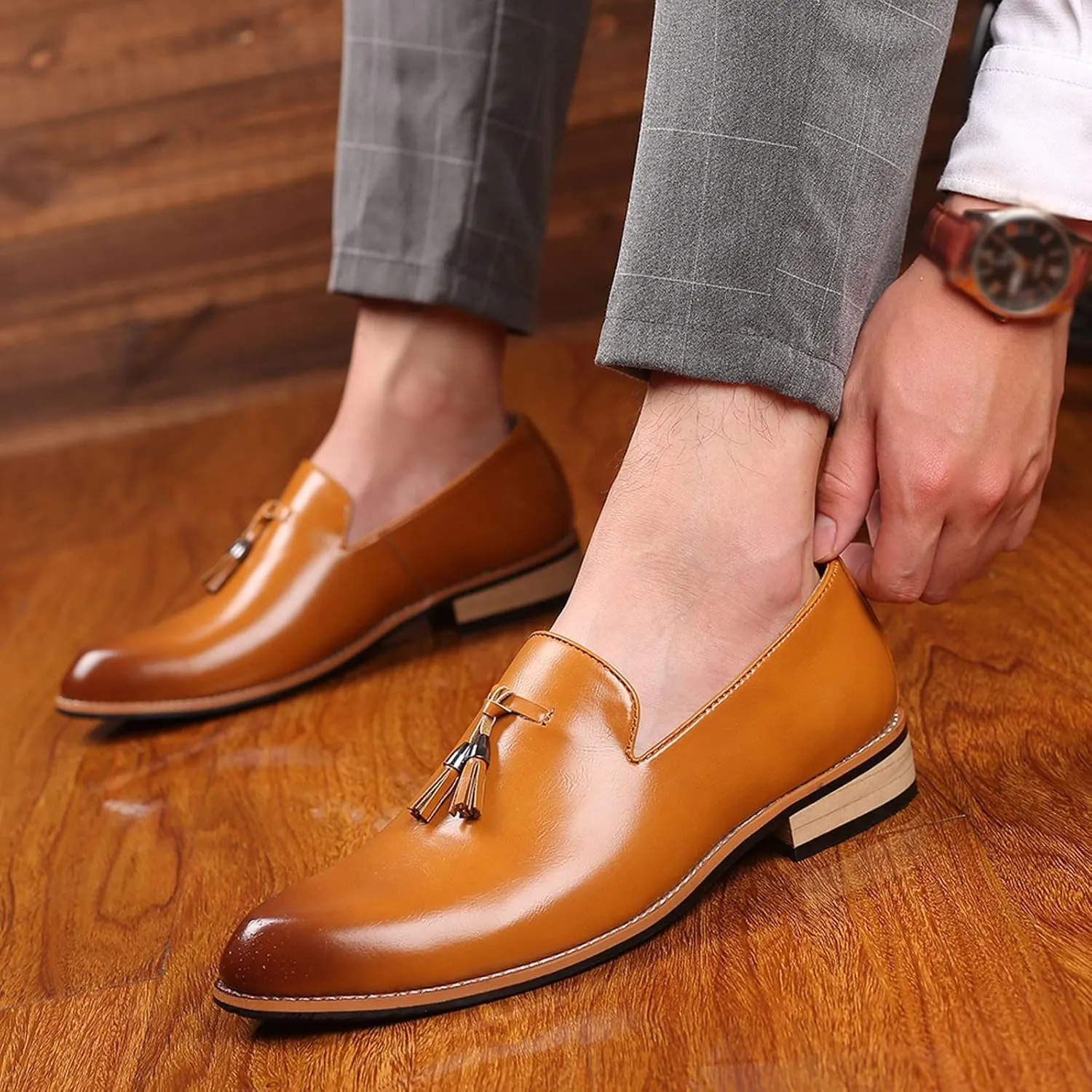 Leather Slip on Work Shoes for Men Fashion Style Men's Breathable Tassel Mens Slip on Casual Shoes Leather
