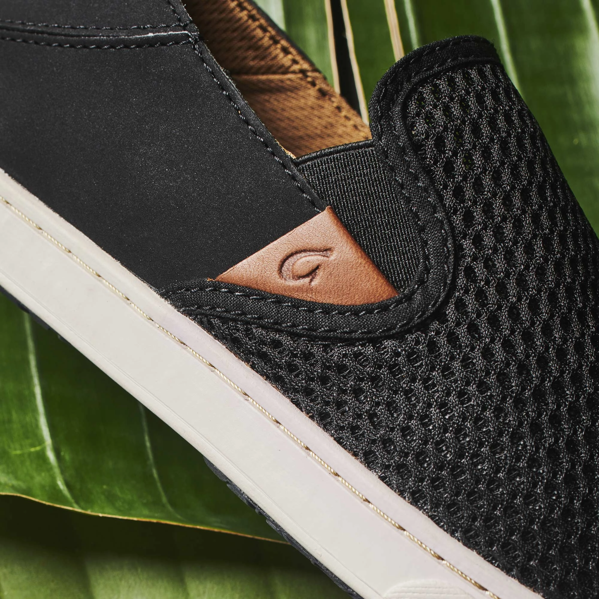 Relax Fit Walk Active Slip On Pehuea - Black