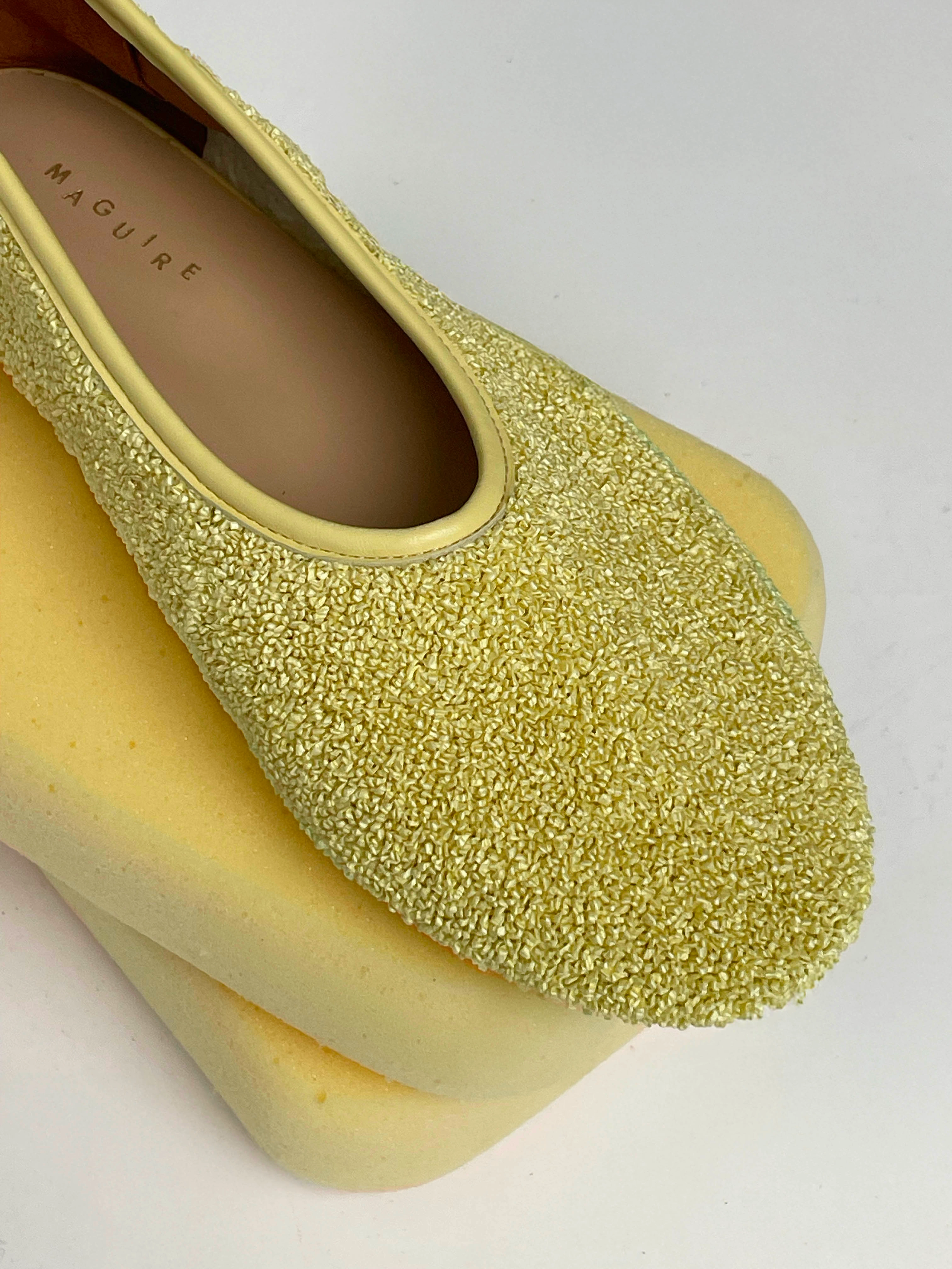 City View Bloom Step Trofa Banana Ballerina