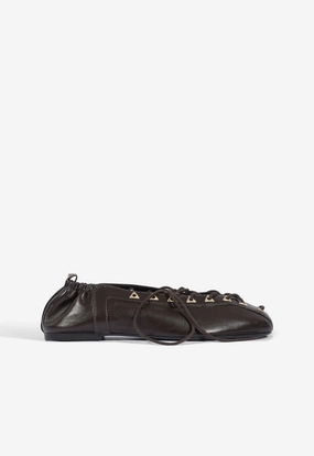 Reinforced Heel Stabilizer Anti Slip Outsole Lola Leather Flat