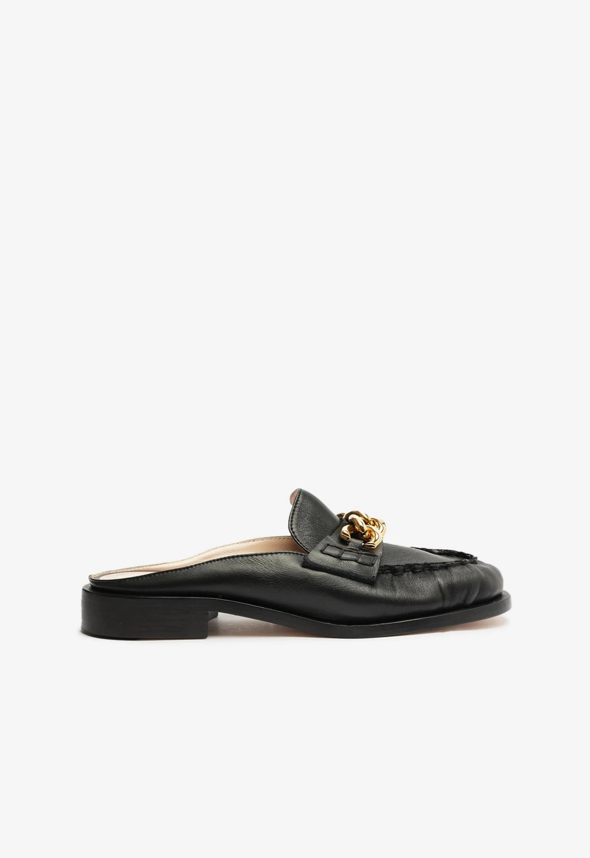 Pure Black Step Light Luca Chain Leather Flat