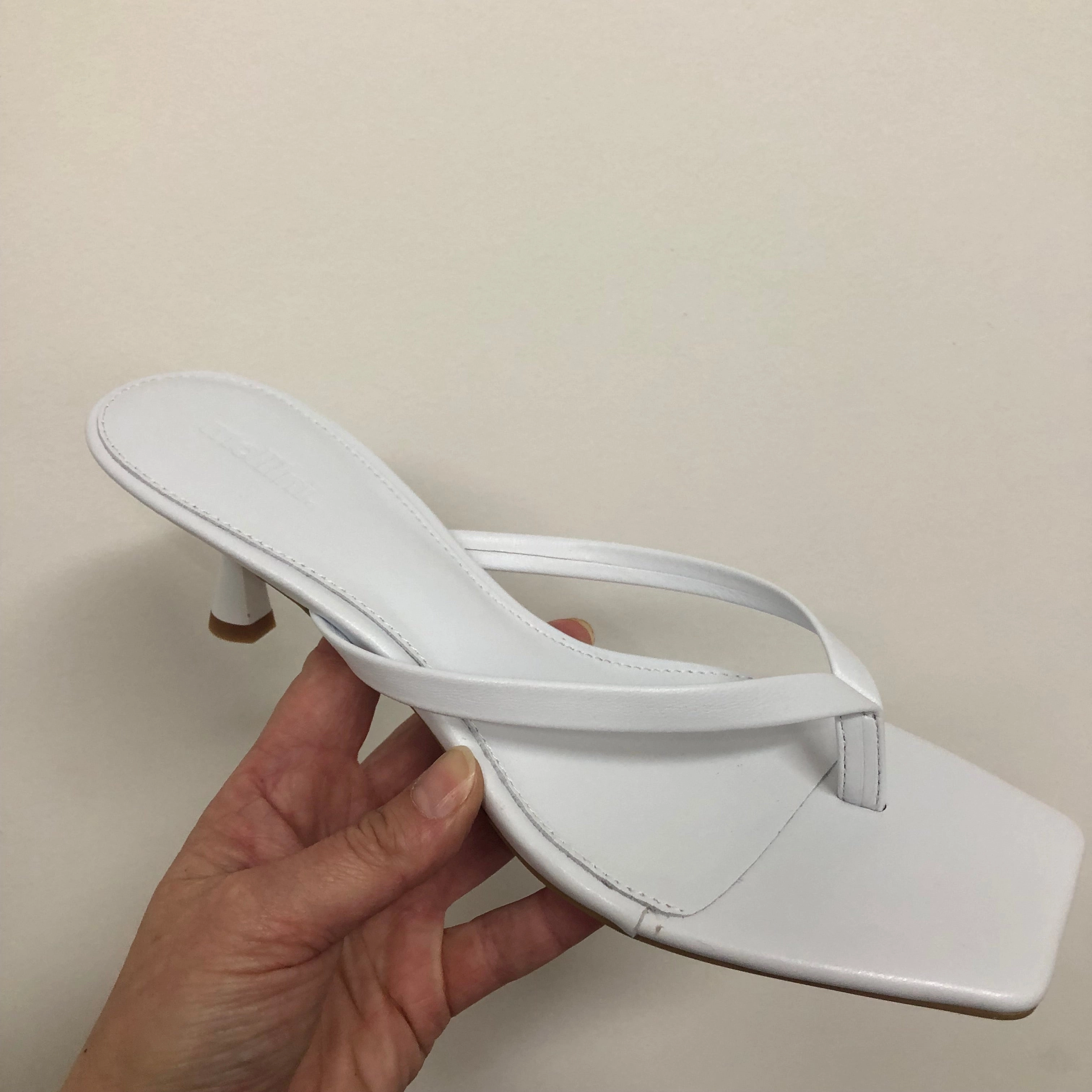 Mollini Tidbit ~ White ~ Black ~ Nude ~ Dark Tan ~  Leather Street Style
