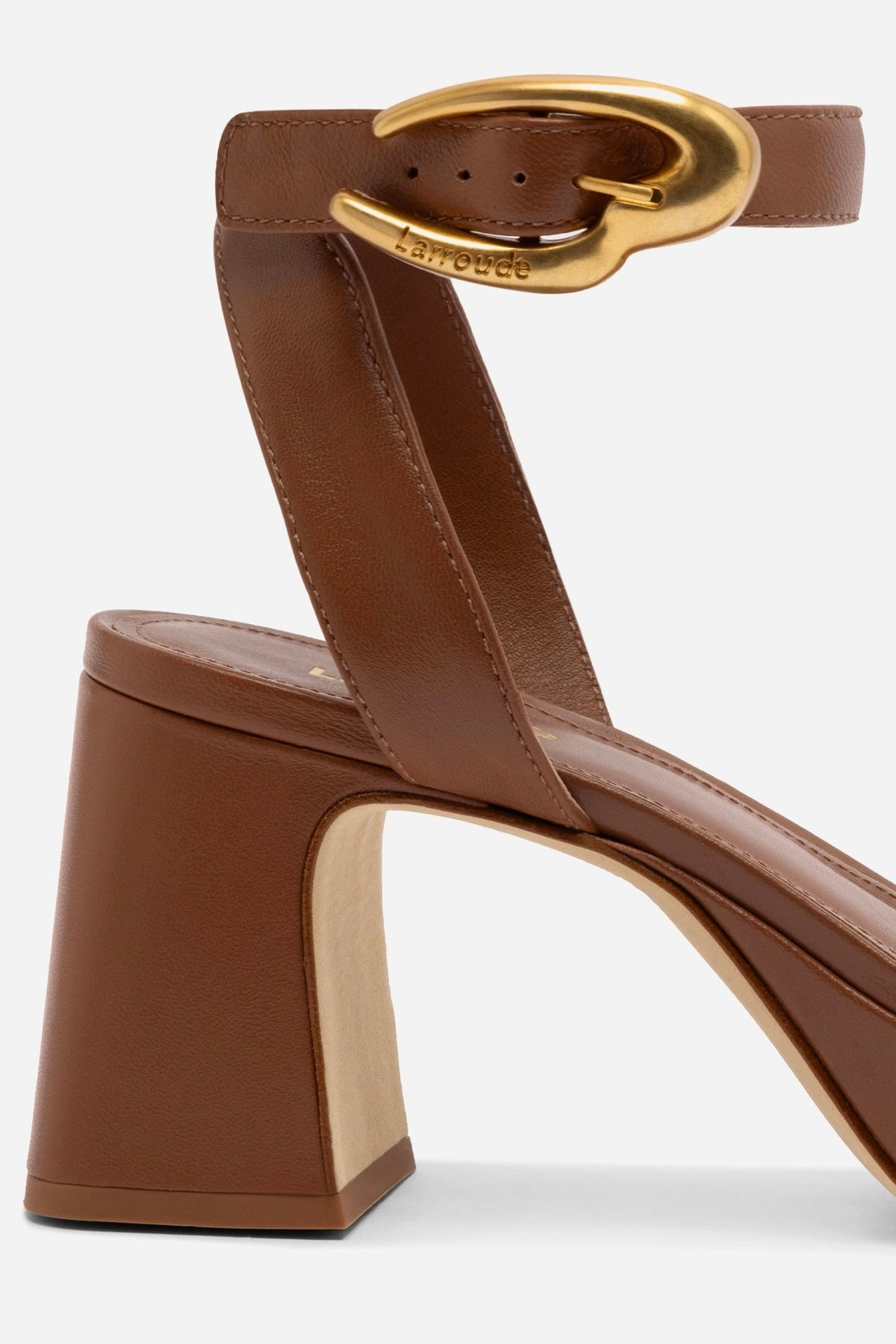 Luxe Fit Dolly Verona Low Sandal In Caramel Leather Non Slip Traction