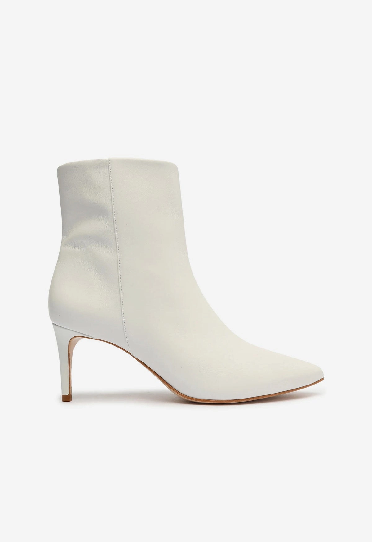 Magali Mid Leather Bootie Action Fast
