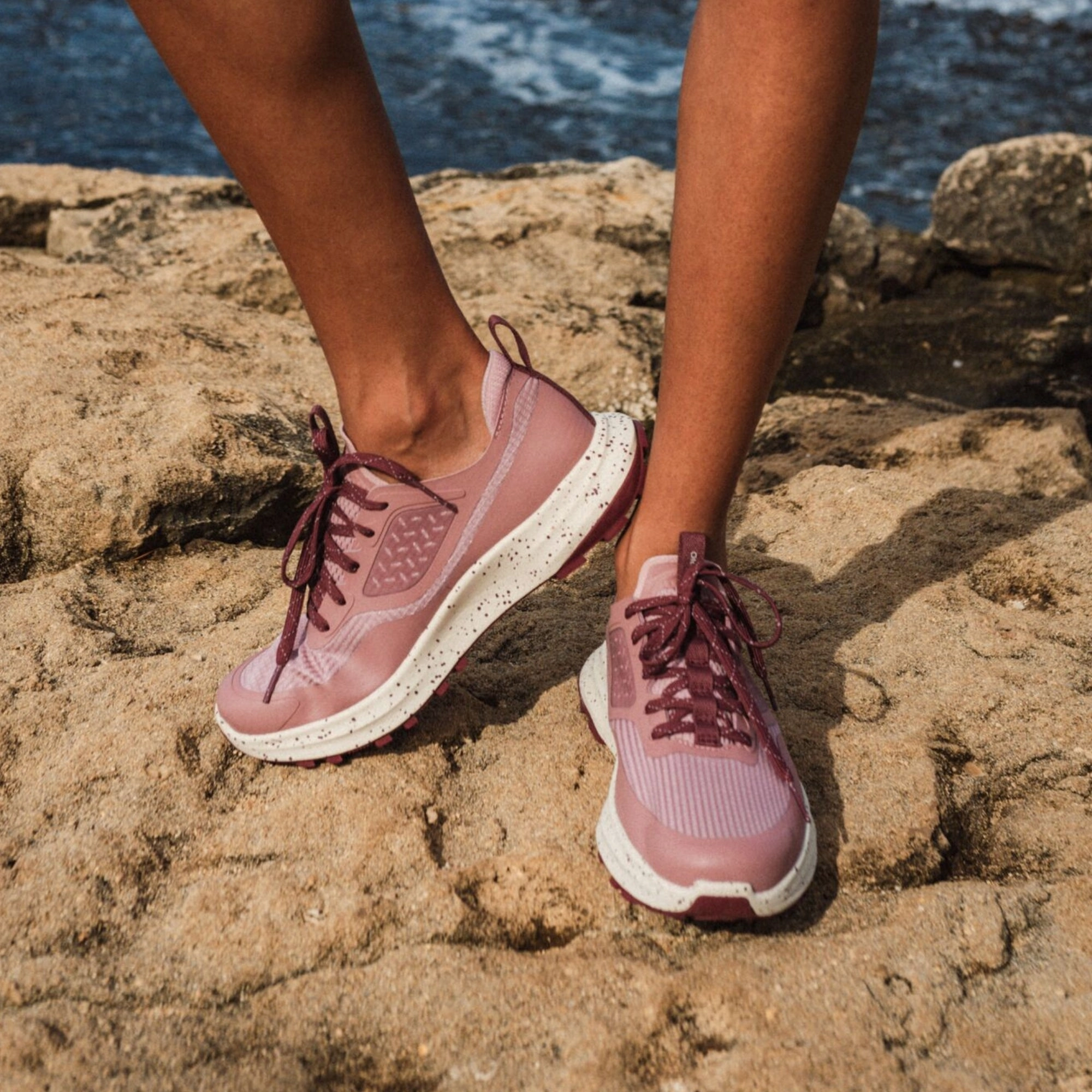 Urban Sleek Makiki - Coral Rose / Coral Rose