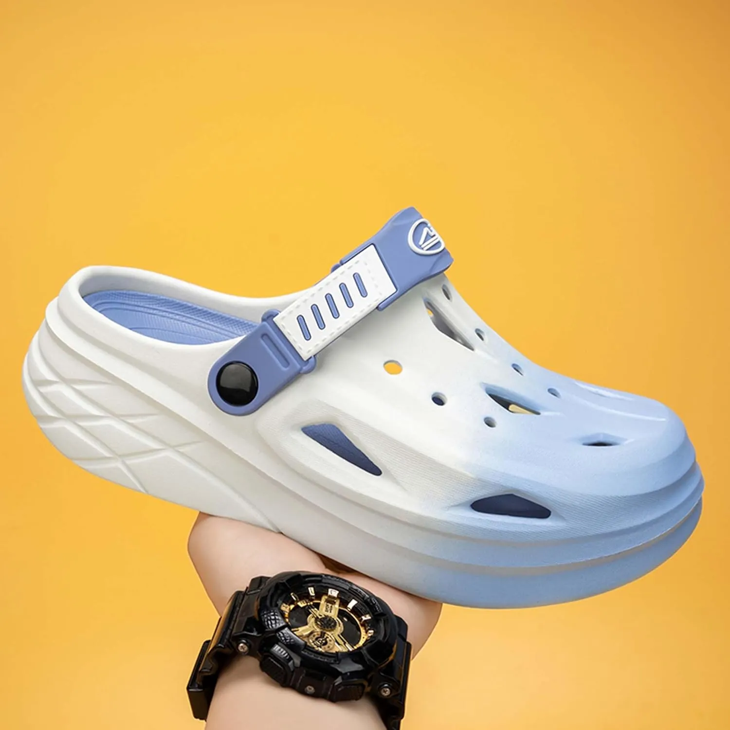 Men's and women's perforated shoes with non slip thick soled EVA sandals for external wear