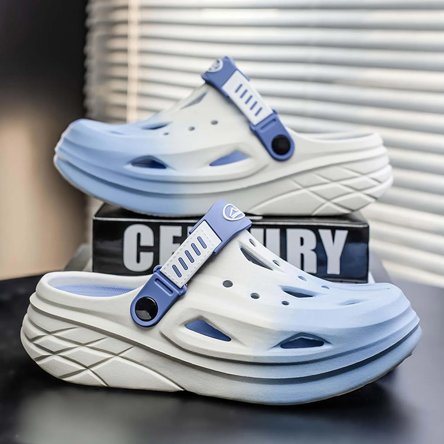 Men's and women's perforated shoes with non slip thick soled EVA sandals for external wear