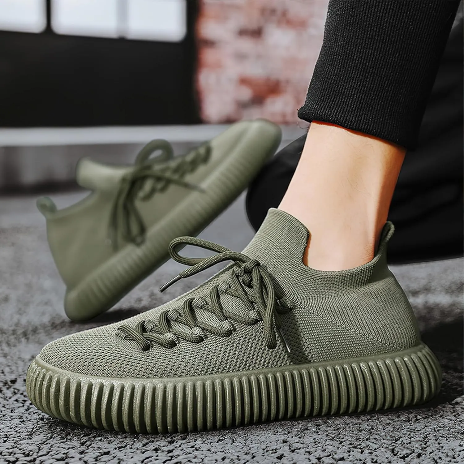 Men's Unique Side Lace-up Trainers Breathable Fashion Sports Shoes