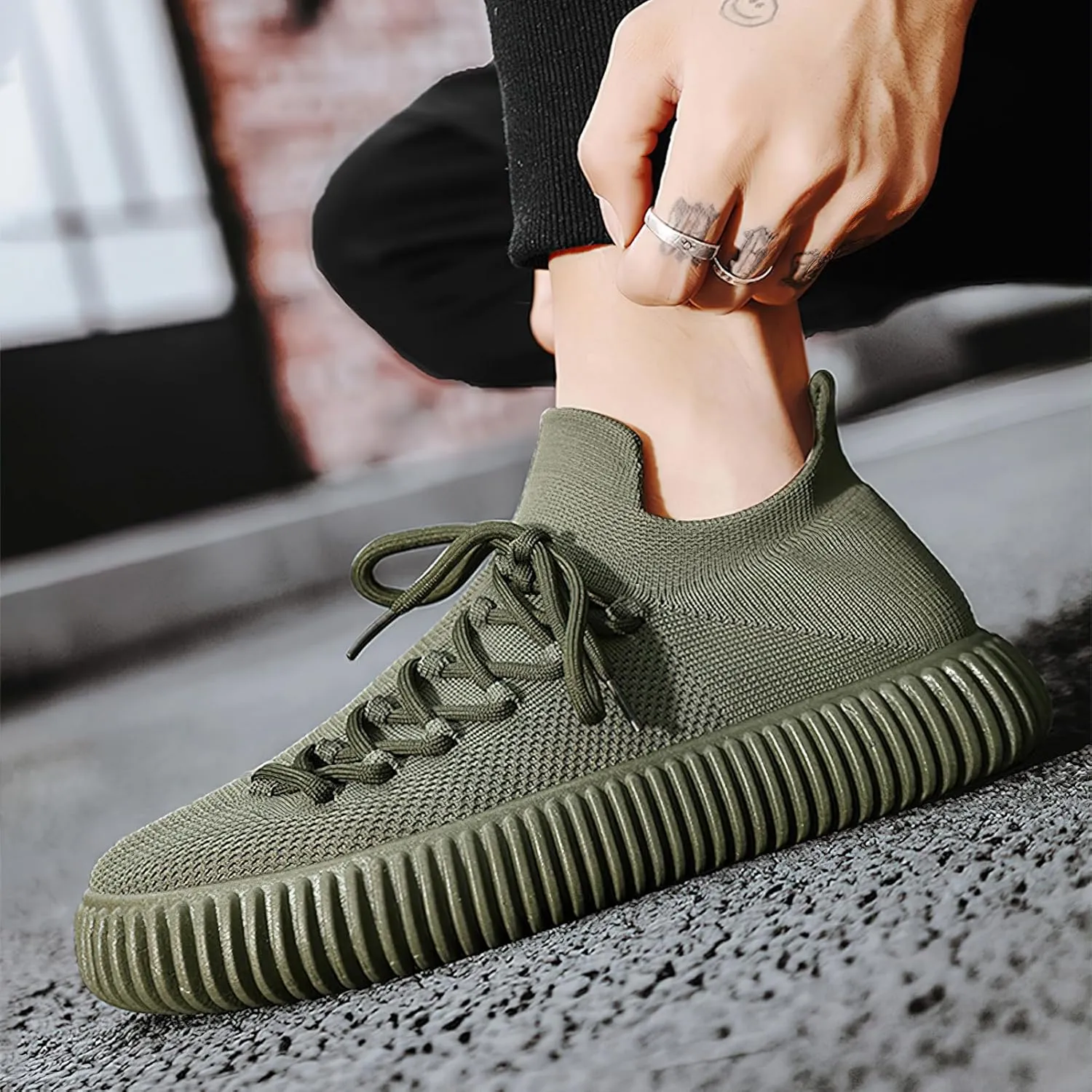 Men's Unique Side Lace-up Trainers Breathable Fashion Sports Shoes