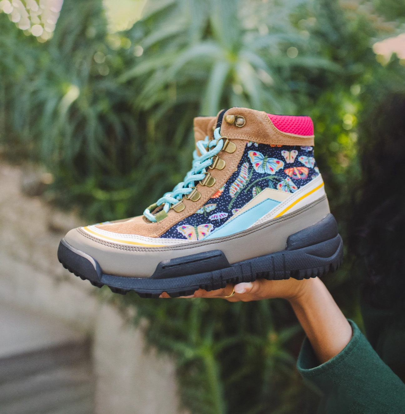 Hiking Essential Flutterby Trekk Boot