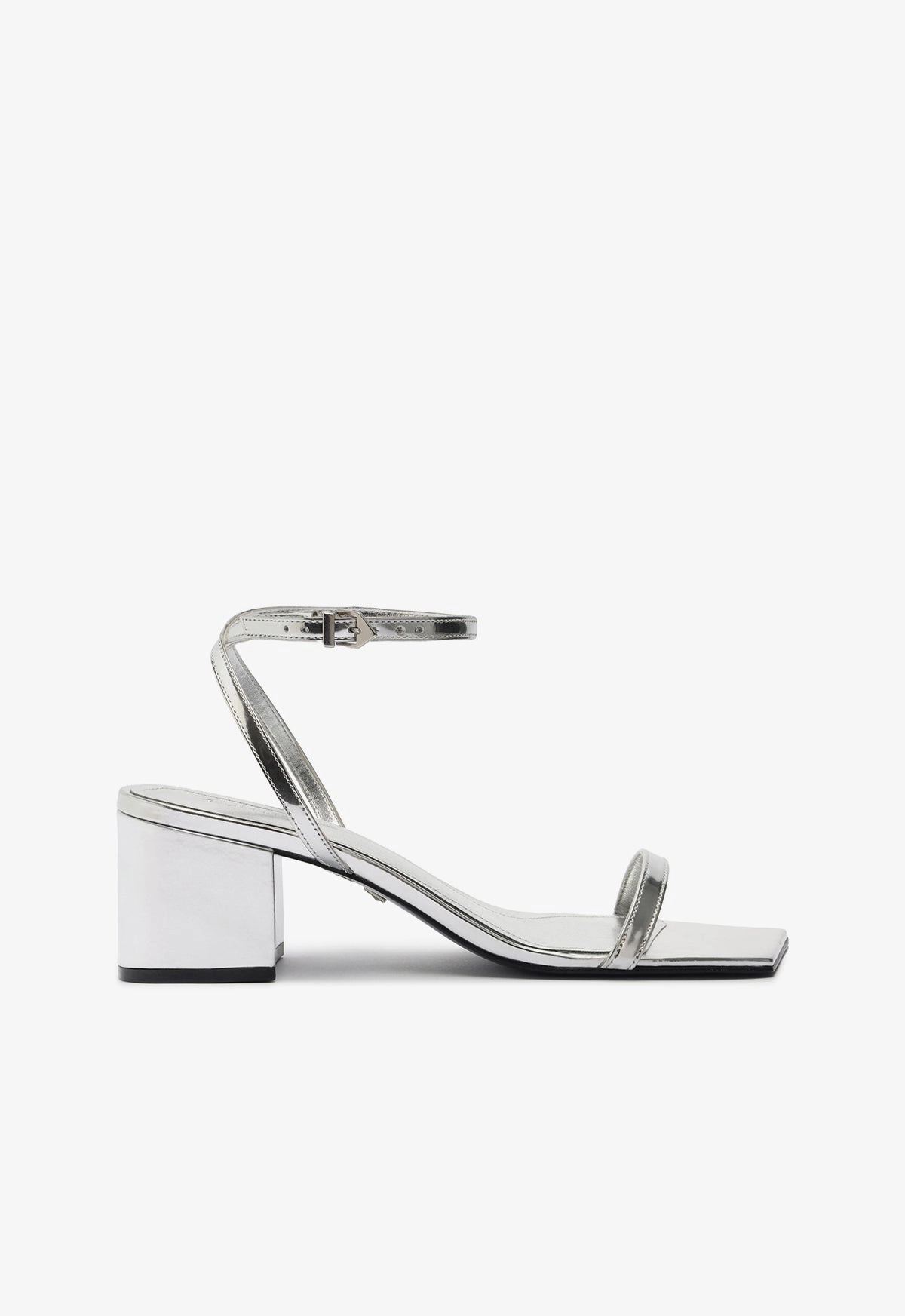 design Low Impact Landing Design Kendall Sandal