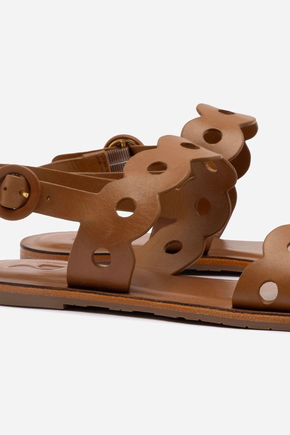 Event Night Rock Glow Florence Flat Sandal In Light Caramel Leather