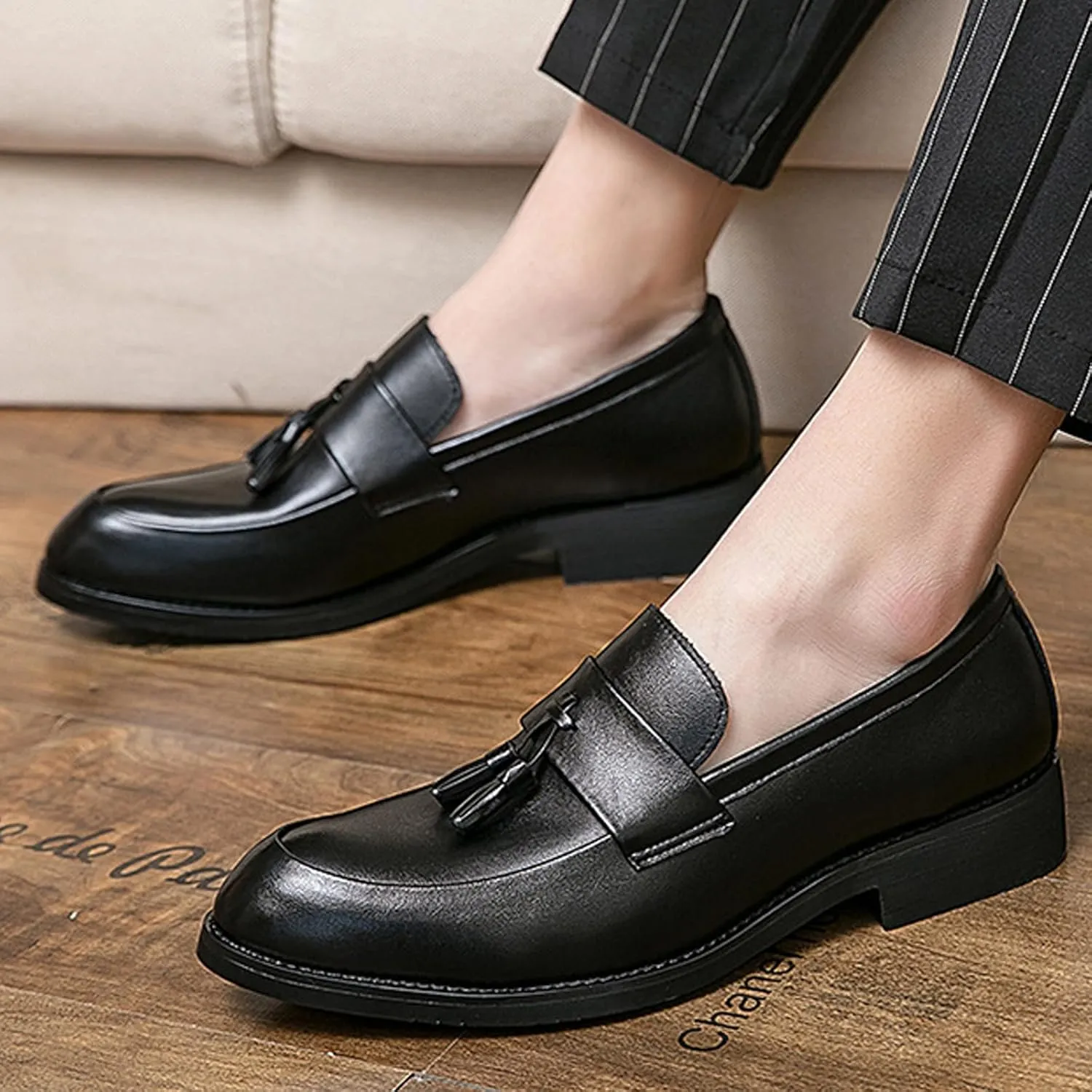 NELSBREXMen'S Leather Chunky Heel Dress Loafers Retro Pointed Tassel Breathable Non-Slip Slip-On Business Wedding Formal Shoes