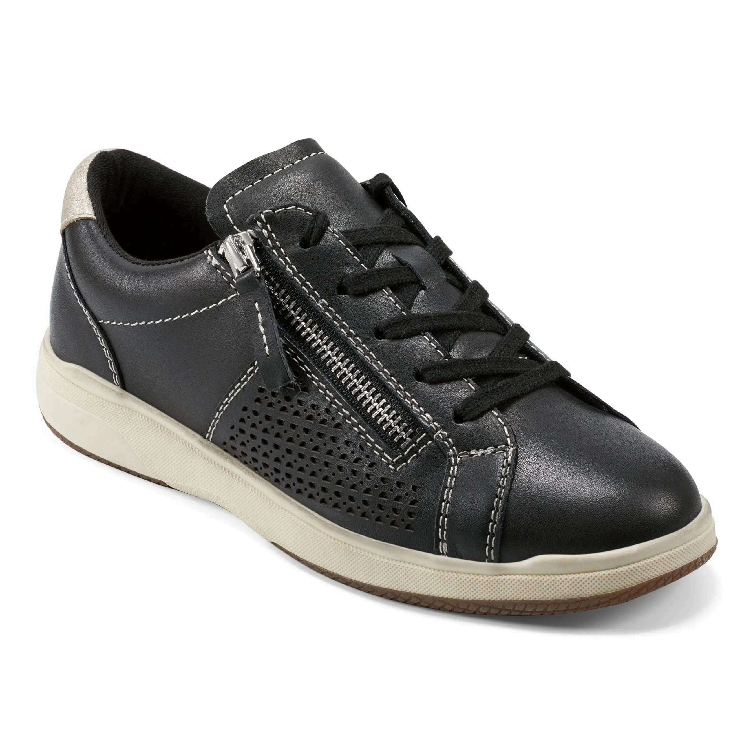 Netta Round Toe Casual Lace-up Sneakers Step True