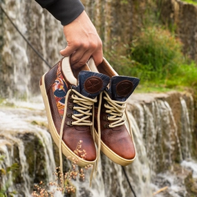 Feather Light Snow Trekker Well-fitted Cyprus Camping Boot
