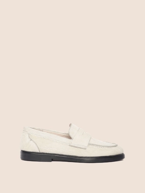 Sleek Profile Shoes Minimalist Design Orio White Loafer