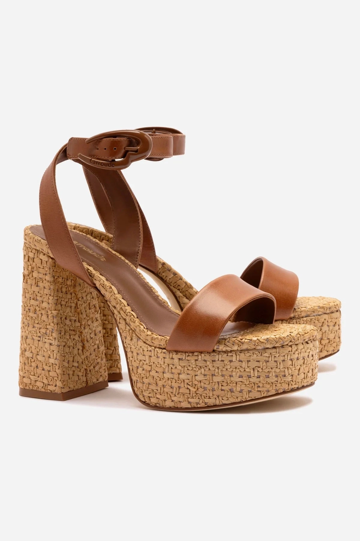 Holiday Mood Oxygenated Dolly Verona Sandal In Caramel Leather and Natural Raffia