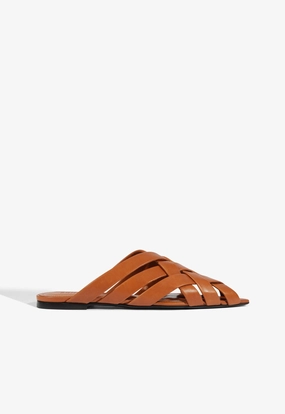Pietra Leather Flat Gel Soft Street Run