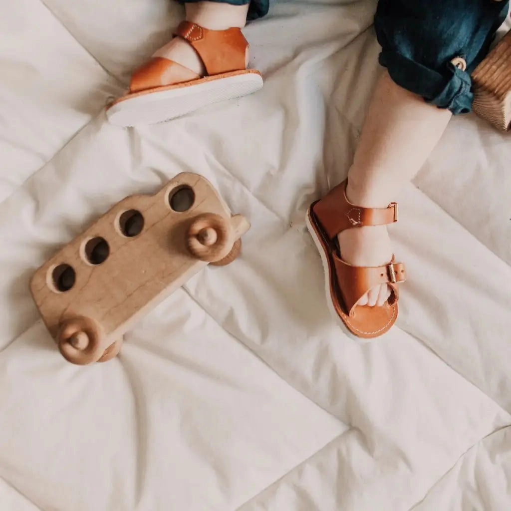 Practical Stylish Anti Fatigue Stevie Sandal - Warm Brown