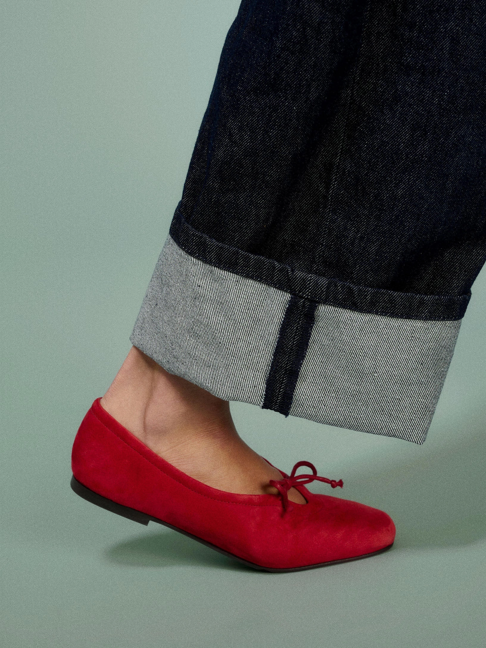 Prato Cherry Suede Ballerina Soft Padding Airy Step