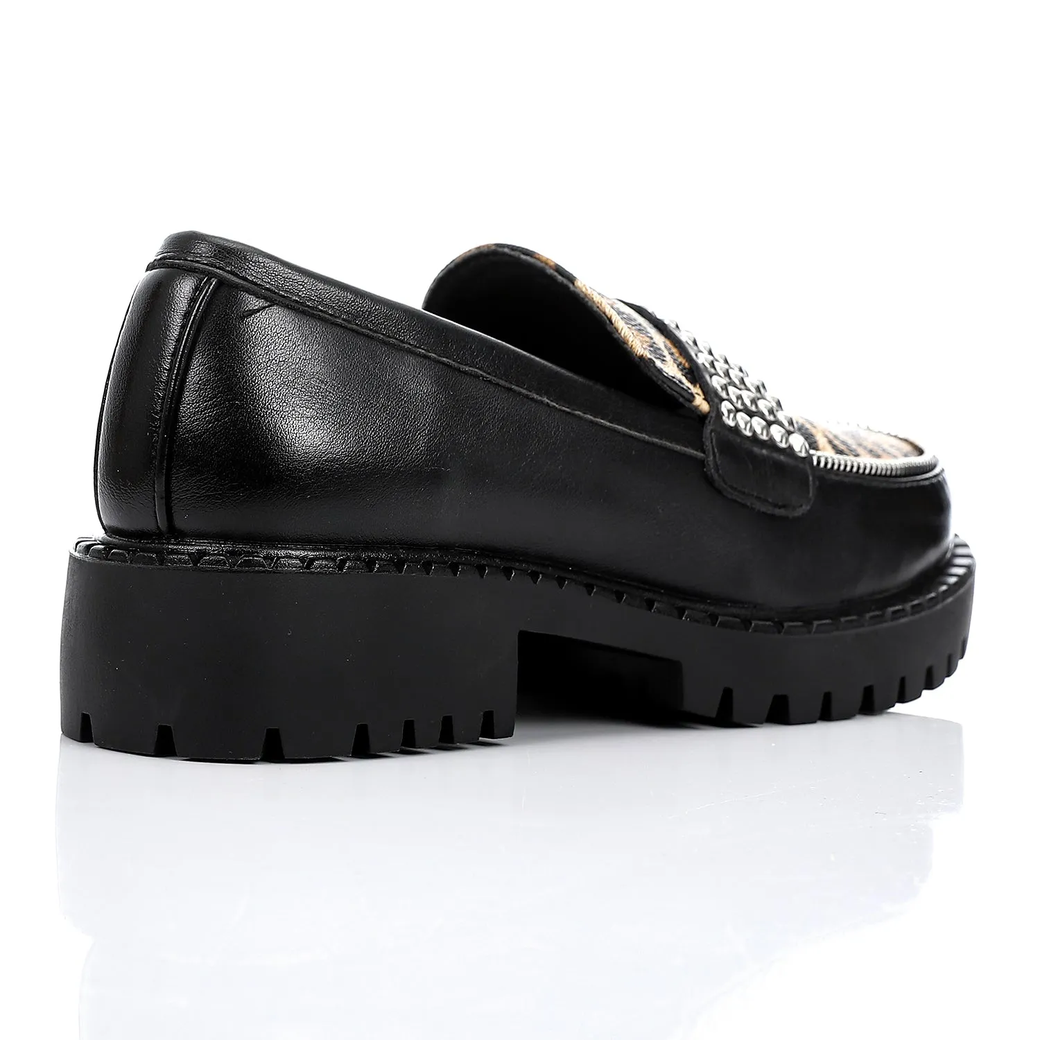 PRD-DVTF-004 Loafer With Wild Animal Pattern Detail