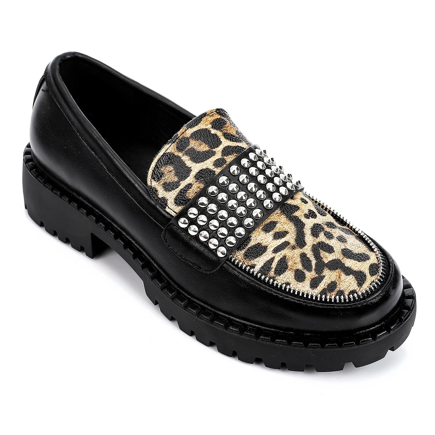 PRD-DVTF-004 Loafer With Wild Animal Pattern Detail