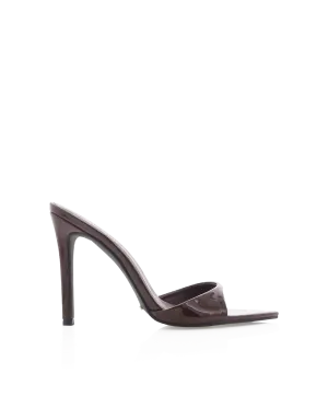 QUINBY - CHOCOLATE PATENT NYC Chic