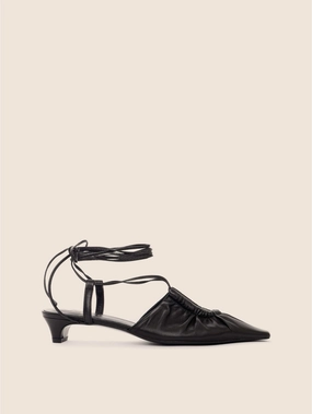 Rafael Black Pump Palm Base Rain Safe
