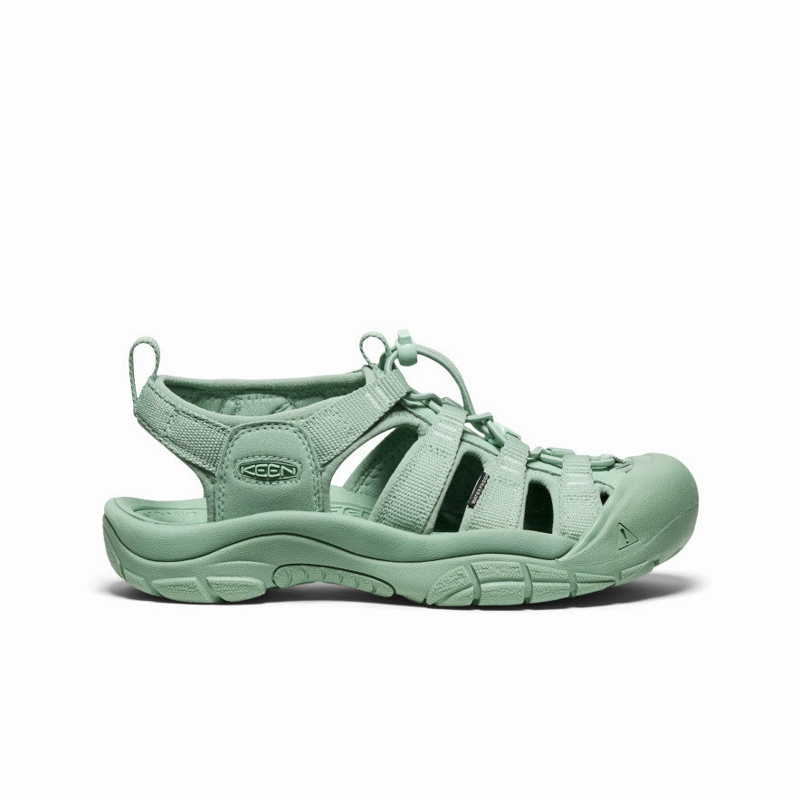Women's Newport H2  |  Monochrome/Granite Green Sporty Beach Shoes Shore Play