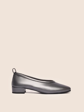 Torza Grey Ballerina Hope Glow