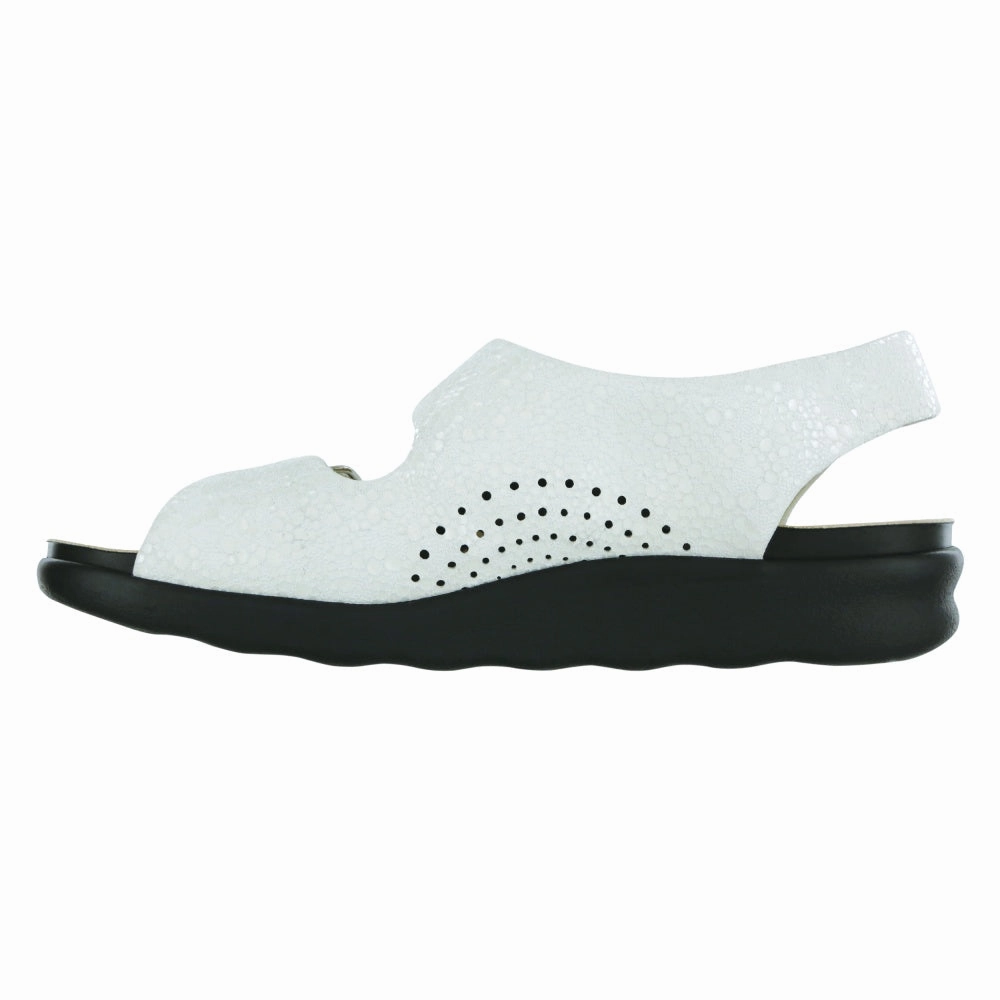 Sleek Sandals for Men Seamless lining Relaxed - Vanilla