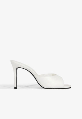 Cloe Sandal Sporty Comfort Flexible Groove Technology