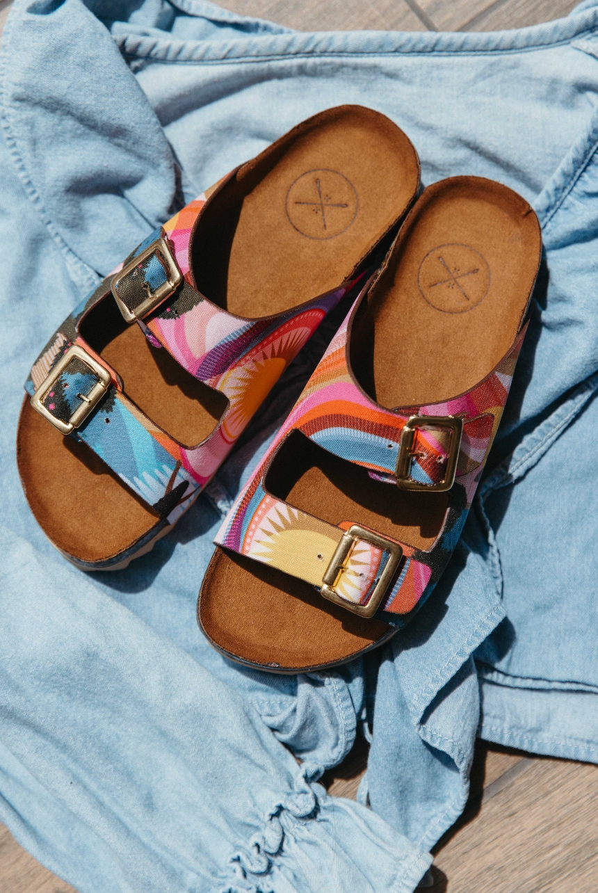 Textured Footbed Light Motion Samadhi Buckle Sandal