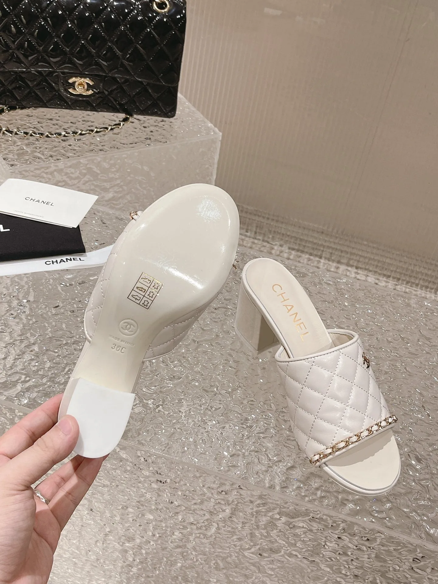 SE1115 CC Sandals / Size4-10