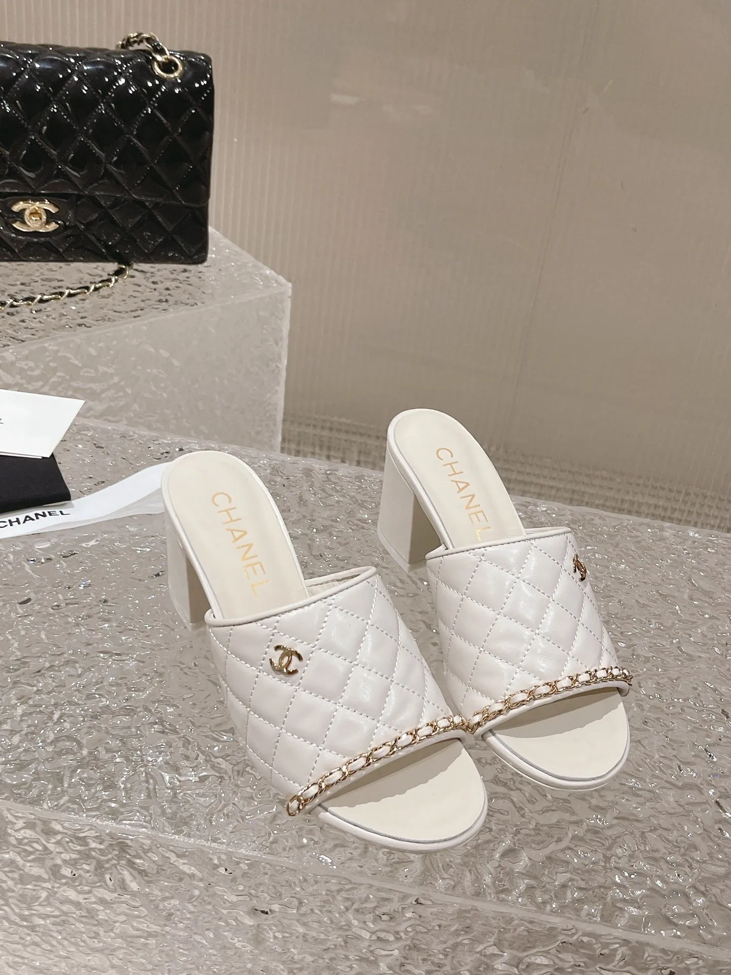 SE1115 CC Sandals / Size4-10