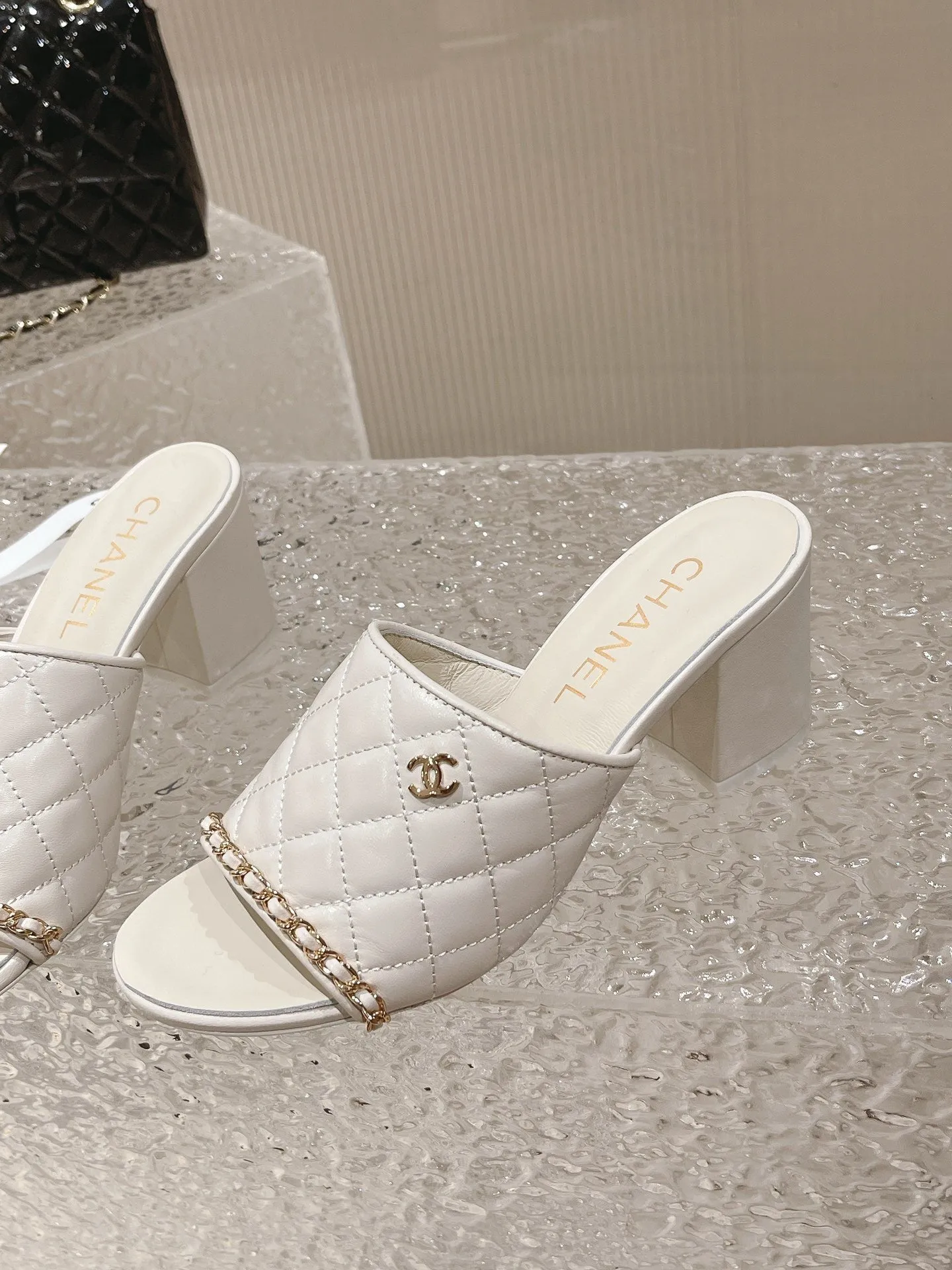SE1115 CC Sandals / Size4-10