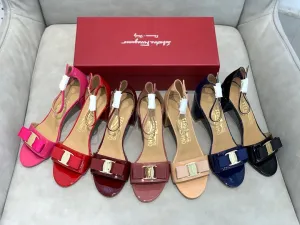 SE1382 Ferragamo Sandals / Size5-11