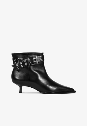 Jess Bootie Young Mood Roomy Toe Box
