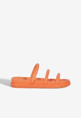 Polly Sporty Supportive