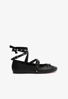 Stable construction Larissa Lace Up Leather Flat