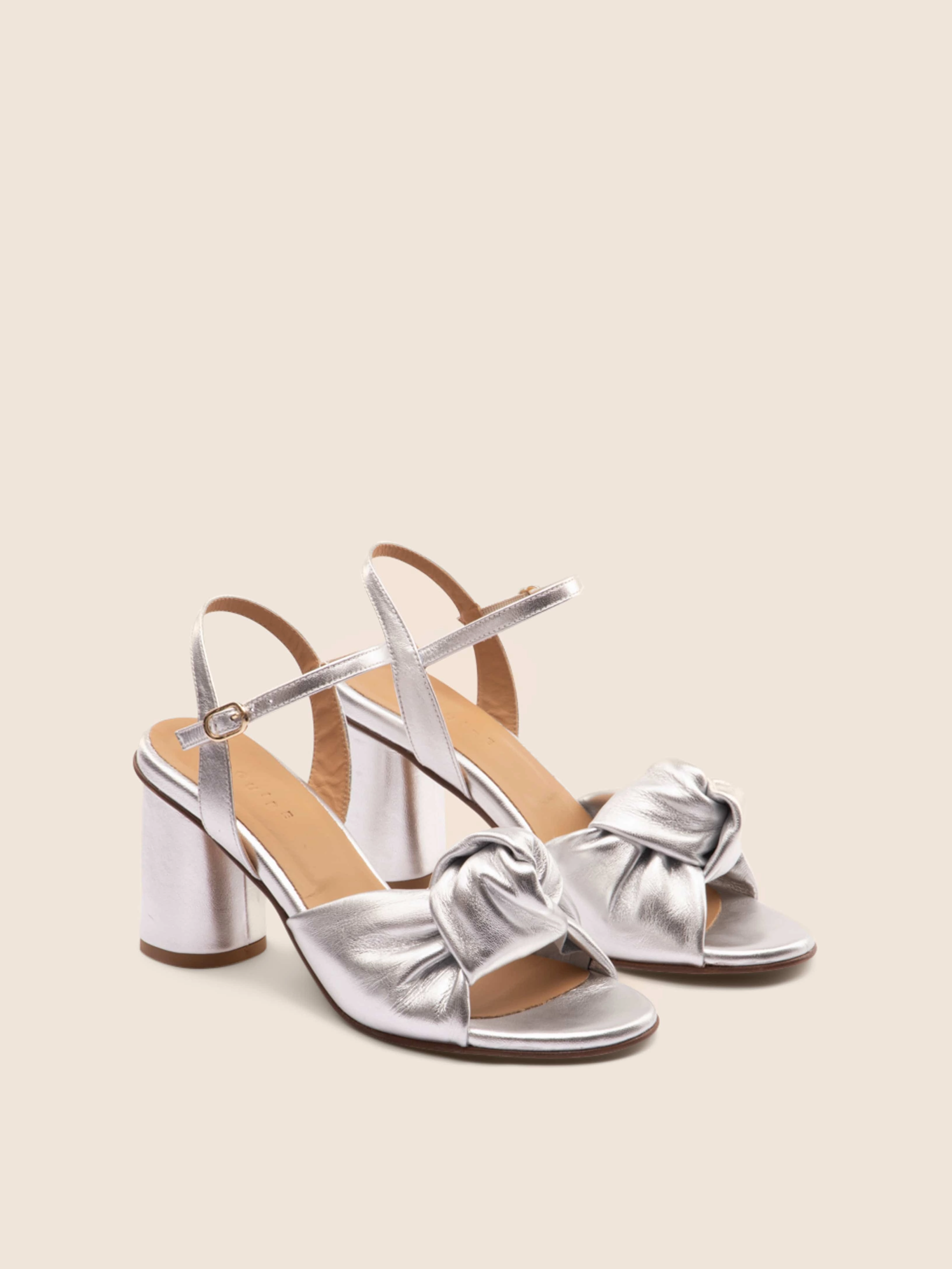 Perfect Comfort Graceful Step Noto Silver Heel