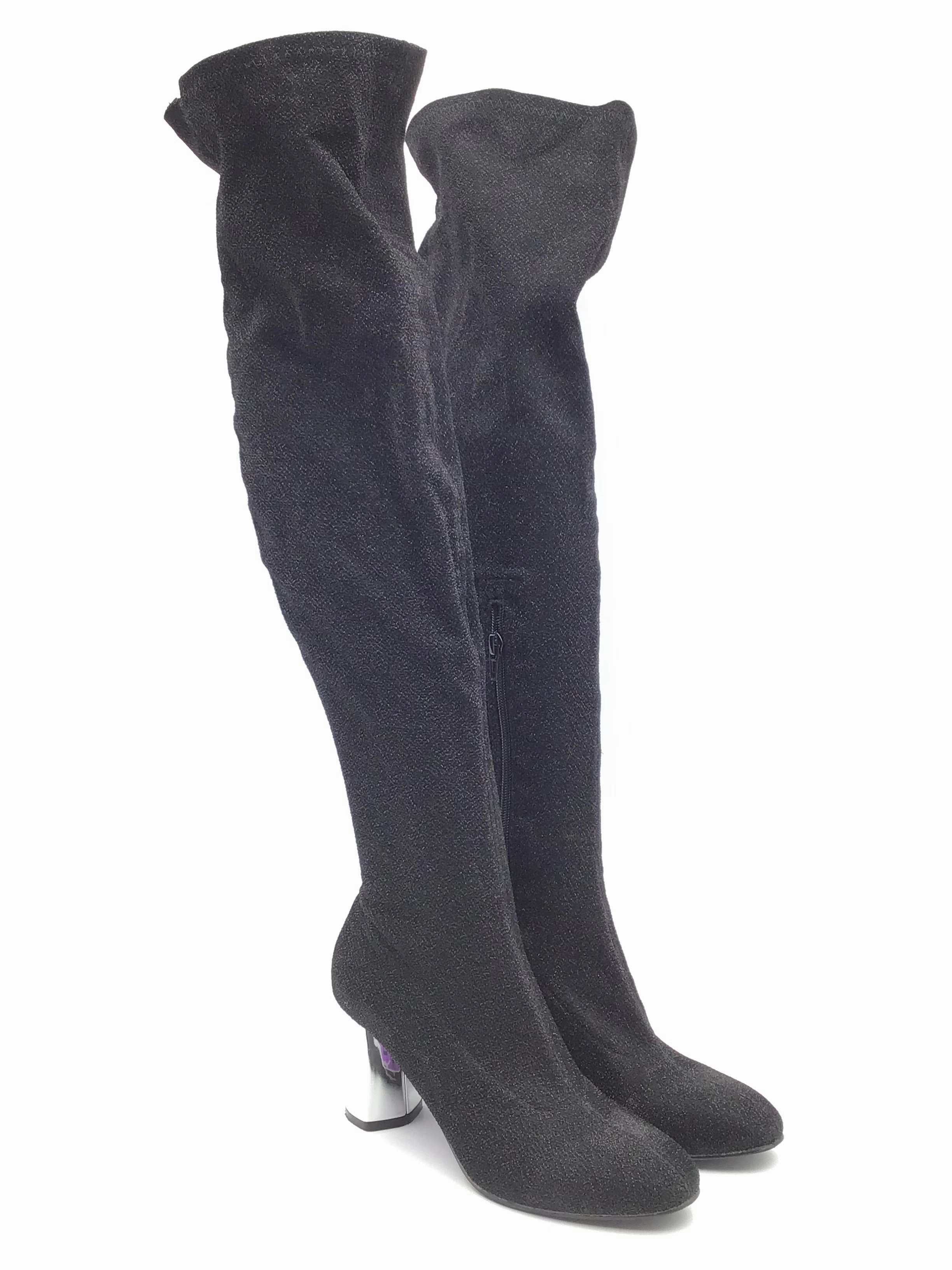 Quick Drying Mountain Climber Anti Odor Rural Traveler Boots Knee Heels By Yoki In Black, Size: 7.5