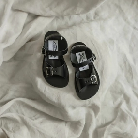 simple design Stevie Sandal - Black